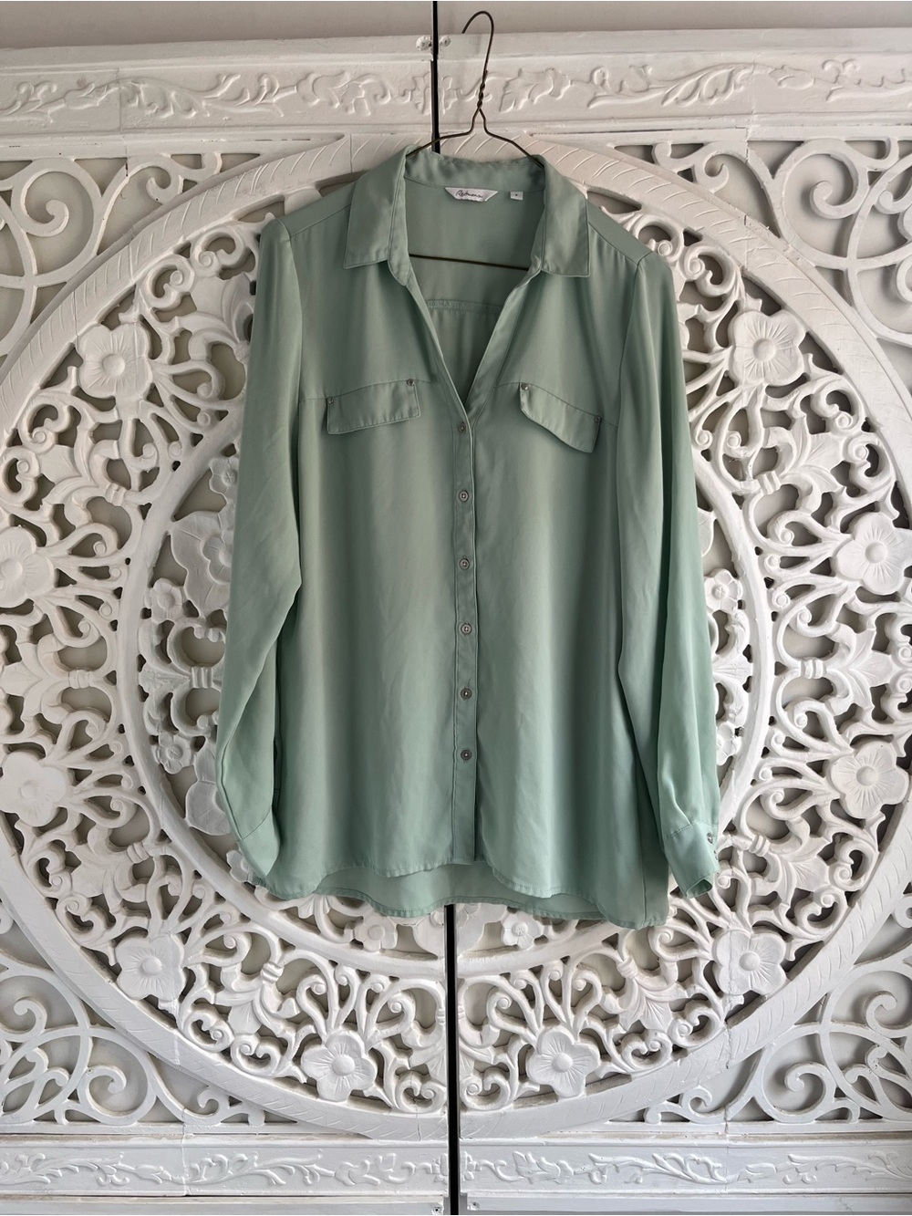 Reitmans Sage Green Chiffon Button Up Blouse Size 9